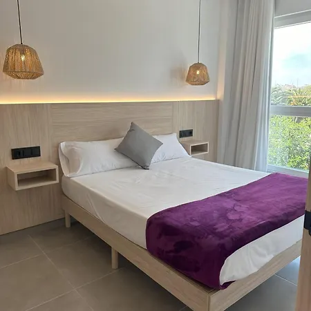 Almar 52 * Valensiya