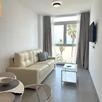 Apartman Almar 52 *