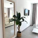 Apartman Almar 52 *