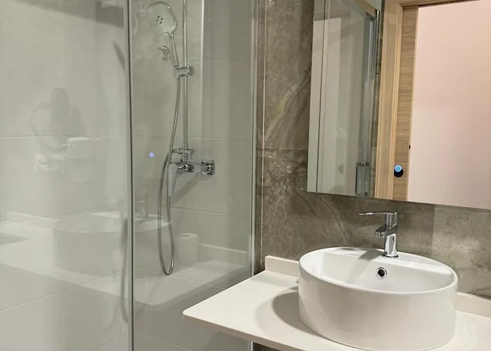 Apartament Almar 52 *