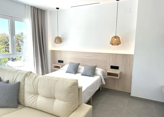 Apartament Almar 52 *